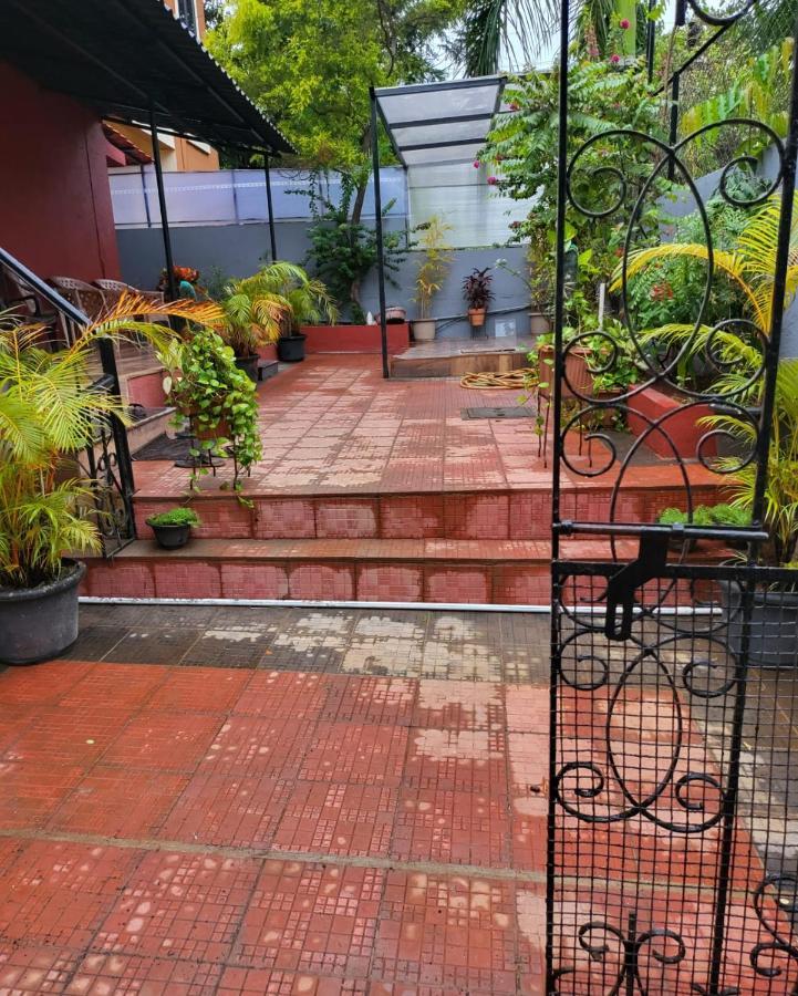 The Perfect Stays- Lal Mahal Villa With Disco Pool 罗纳瓦拉 外观 照片